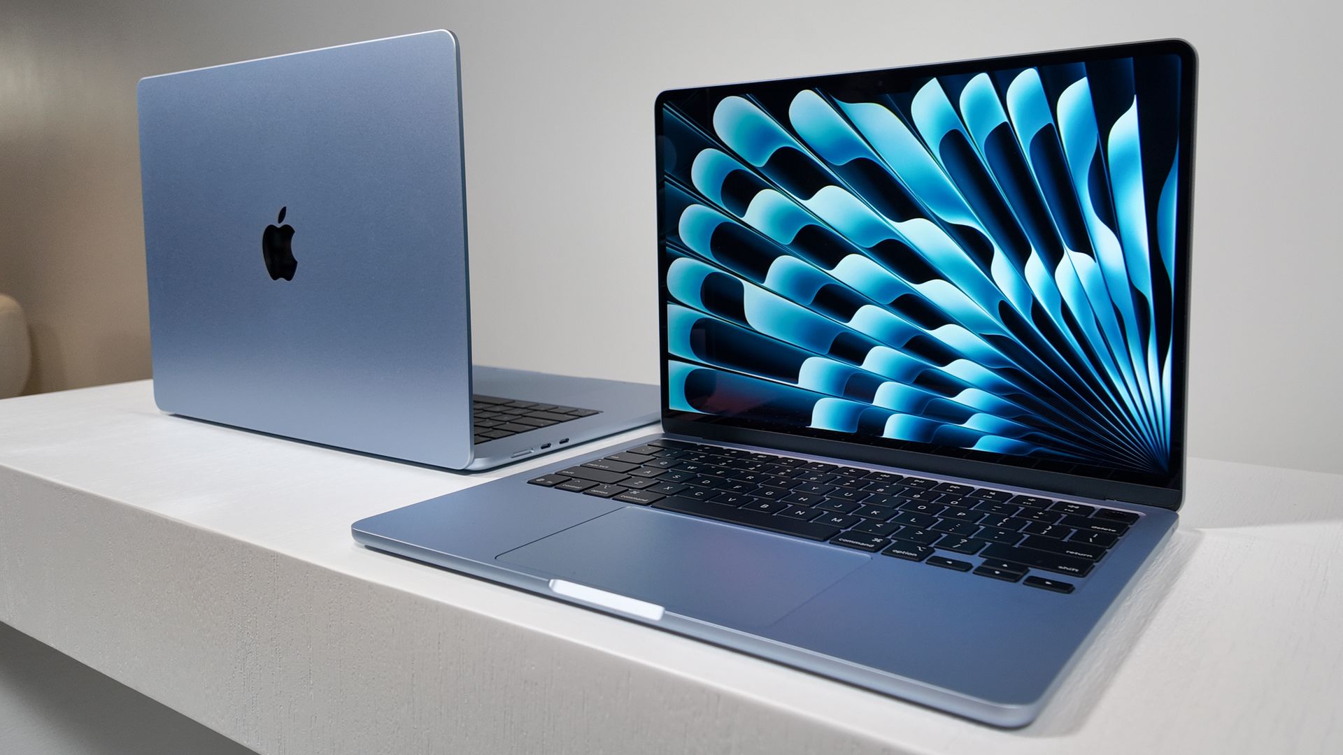 NB Apple MacBook Air 15.3" MC7C4RU/A Sky Blue (M4 16Gb 512Gb)