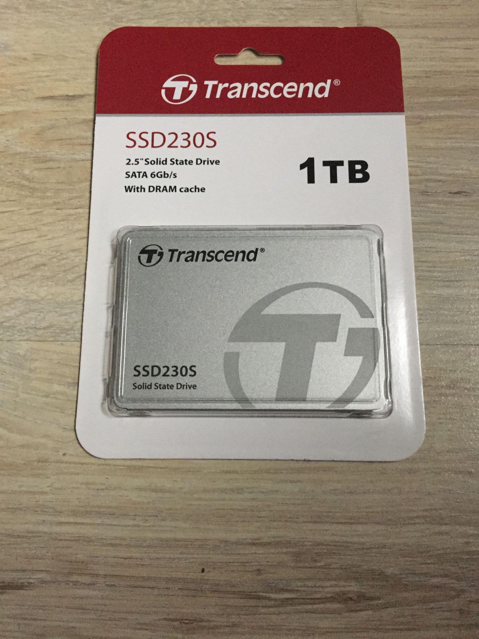 2.5" SATA SSD  256GB   Transcend "SSD230" [R/W:560/520MB/s, 65/85K IOPS, SM2258, 3D NAND TLC]